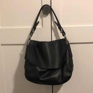 RUDSAK LEATHER SHOULDER BAG WITH CROSSBODY STRAP